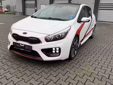 Kia Ceed GT 1.6 T GDi 204