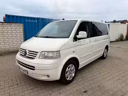 Volkswagen Transporter T5 2.5 TDI 174