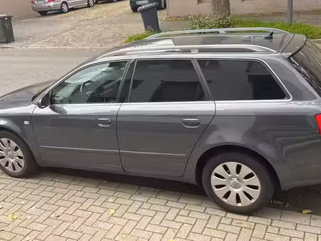 Audi A4 1.6 102