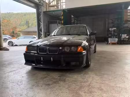 BMW Série 3 323i 2.5 170