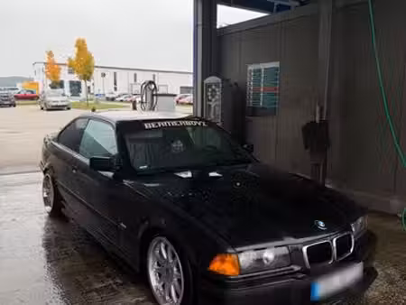 BMW Série 3 318IS 1.9 140