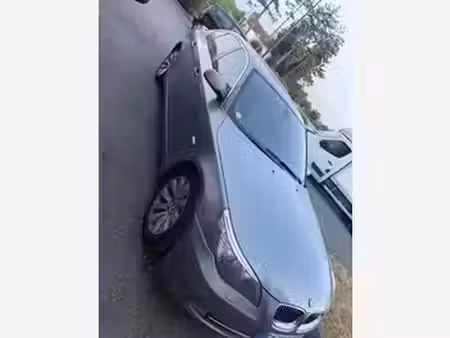 BMW Série 5 525d Luxe