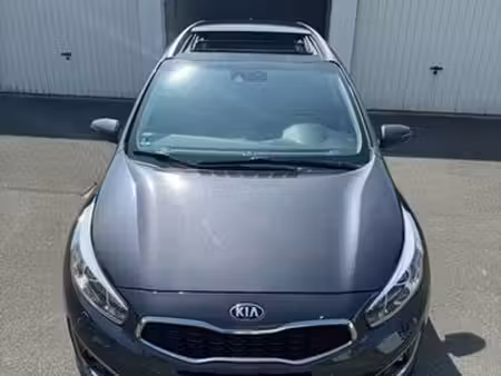 Kia Ceed 1.6 CRDi 136 Platinum