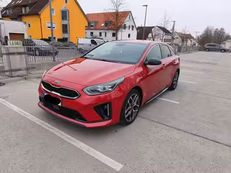 Kia Ceed 1.6 CRDi 136 GT Line