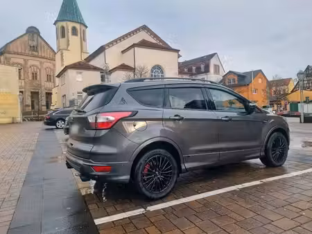 Ford Kuga 2.0 TDCi 150 ST Line