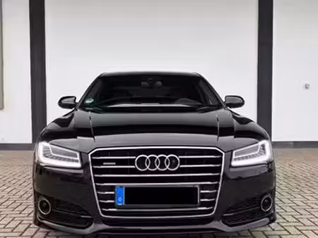 Audi A8 V6 3.0 TDI 262 quattro