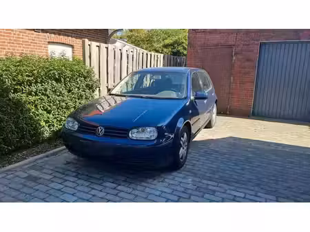Volkswagen Golf 1.4 75