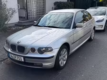 BMW Série 3 361i 1.8 115