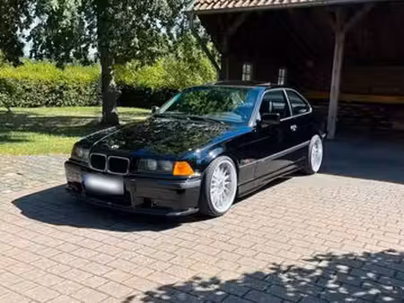 BMW Série 3 318IS 1.8 140