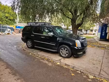 Cadillac Escalade V8 6.2 409