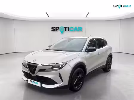 Alfa Romeo Junior Ibrida 1.2 136