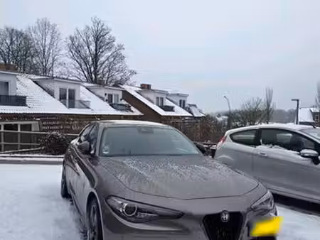 Alfa Romeo Giulia 2.2