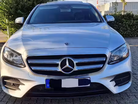 Mercedes-Benz Classe E E 220 AMG Line 4Matic