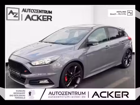 Ford Focus ST 2.0 EcoBoost 250