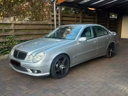 Mercedes-Benz Classe E E 320