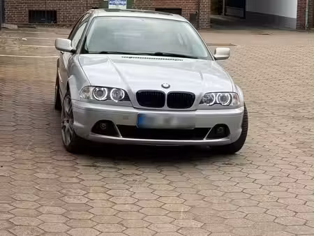BMW Série 3 318i 1.9 118