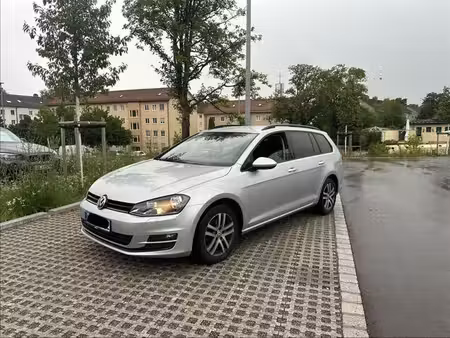 Volkswagen Golf 1.6 TDI 105