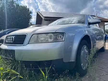 Audi A4 2.0 130