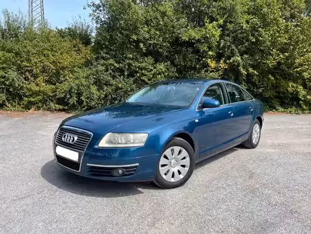 Audi A6 V6 2.4 177