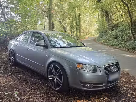Audi A4 1.6 102