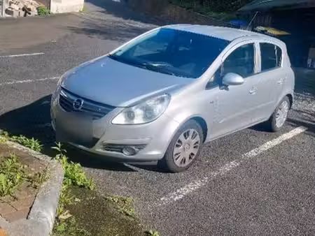 Opel Corsa 1.2 80
