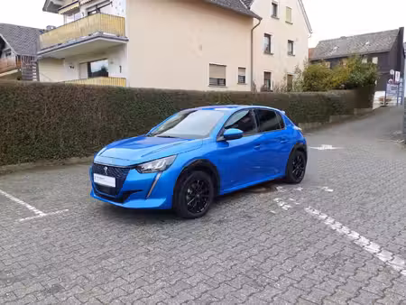 Peugeot 208 136 Allure