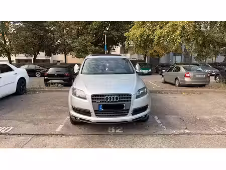 Audi Q7 S line quattro