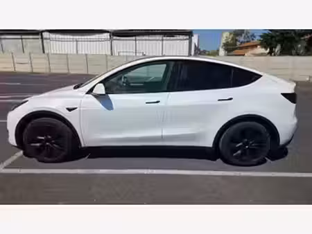Tesla Model Y Grande Autonomie