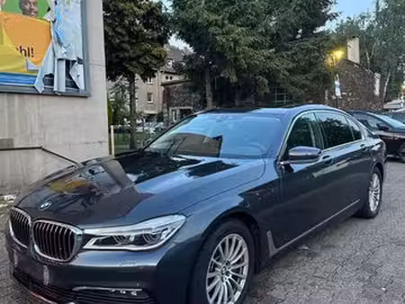 BMW Série 7 730d 3.0 265