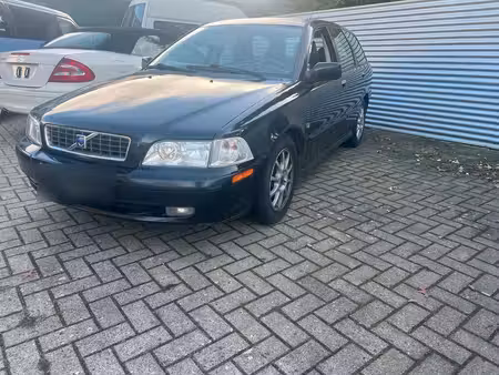 Volvo V40 1.9 dCi 102