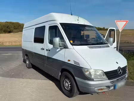 Mercedes-Benz Sprinter 313 2.2 129