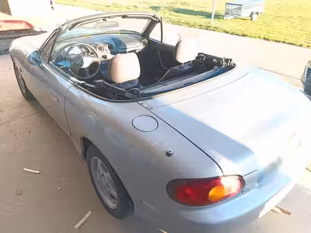 Mazda MX5 1.6 110