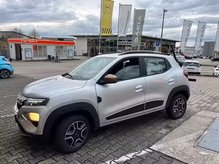 Dacia Spring 100