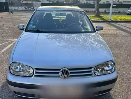Volkswagen Golf 1.6 100