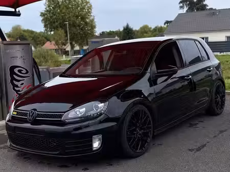 Volkswagen Golf GTD 2.0 TDI 110