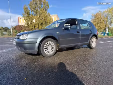 Volkswagen Golf 1.9 TDI 105