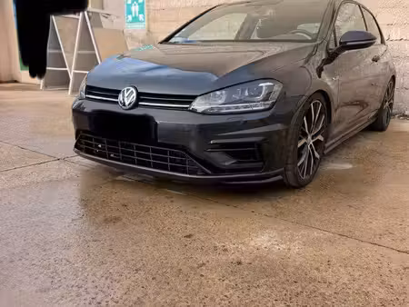 Volkswagen Golf GTI 2.0 TSI 230 Performance