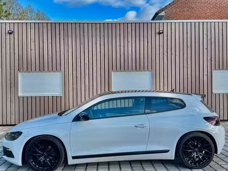 Volkswagen Scirocco 2.0 TDI 140
