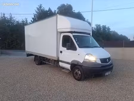 Renault Mascott V6 3.0