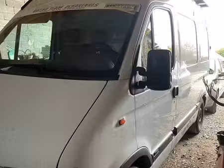 Renault Master 2.5 dCi 115