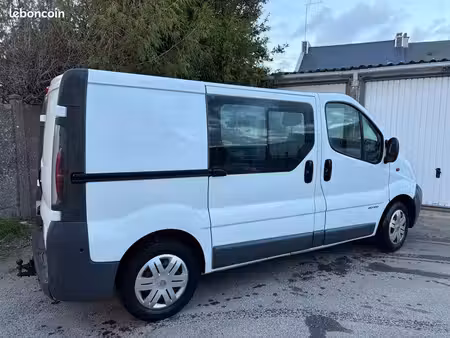 Renault Trafic 1.9 dCi 100