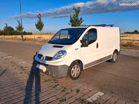 Renault Trafic dCi 90