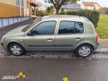 Renault Clio 1.4 98