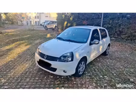 Renault Clio 1.2 75 Campus