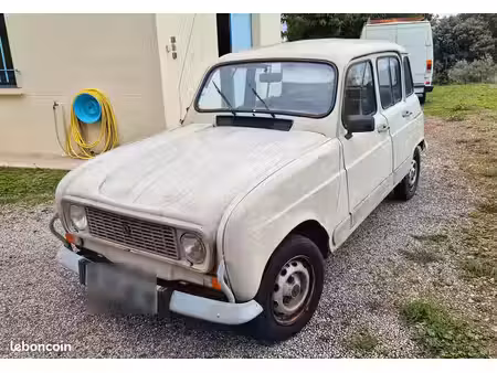 Renault R4 4L