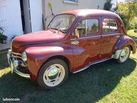 Renault 4CV 