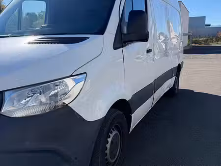 Mercedes-Benz Sprinter 150