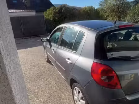 Renault Clio 1.4 98
