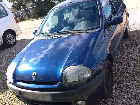Renault Clio 1.4 75