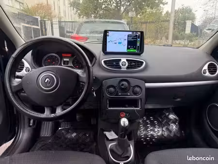 Renault Clio 1.4 98